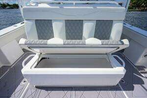 2023 Invincible 46 Catamaran thumbnail 17