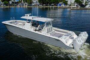 2023 Invincible 46 Catamaran thumbnail 23
