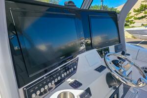 Photo 5583321 for 2026 Sea Fox 368 Commander  