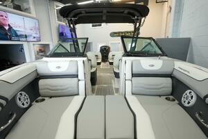 Photo 5350953 for 2025 Regal LX2  