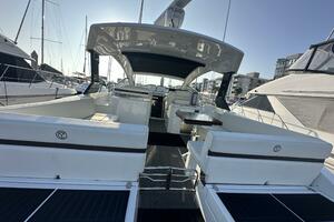 LUX LIFE 39ft Cruisers Yachts Yacht For Sale