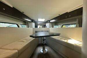 2017 Cruisers Yachts 390 Express Coupe thumbnail 25