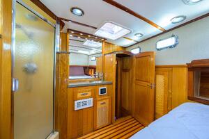 Running On Empty 46ft Custom Yacht For Sale