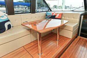 2015 Tiara Yachts C44 Coupe thumbnail 15