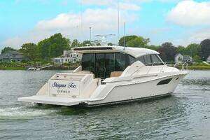 2015 Tiara Yachts C44 Coupe thumbnail 4