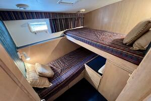 White Shark  48ft Hatteras Yacht For Sale