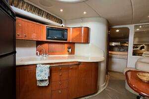 2001 Sea Ray 380 Sundancer thumbnail 11