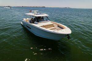My Honey 2023 Regal 38 SAV Yacht For Sale in St Petersburg 