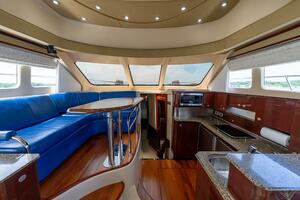 Dinette/Galley