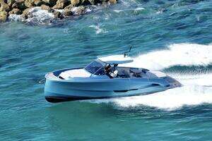  2022 Solaris Open Yacht For Sale in Boca Raton FL