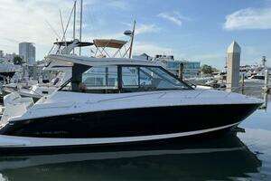 Why Knot 2021 Regal Grand Coupe Yacht For Sale in Peeridge AR