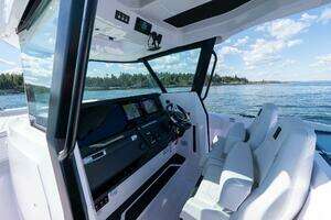 2025 Axopar CCX Center Console thumbnail 25
