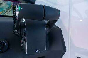 2025 Axopar CCX Center Console thumbnail 28