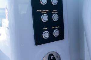 2025 Axopar CCX Center Console thumbnail 32