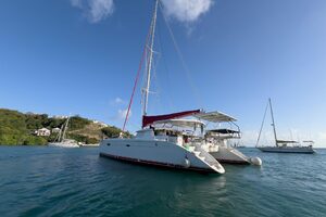 60ft Fountaine Pajot Yacht For Sale