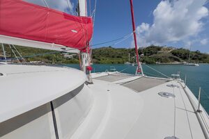 60ft Fountaine Pajot Yacht For Sale