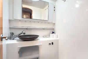 60ft Fountaine Pajot Yacht For Sale