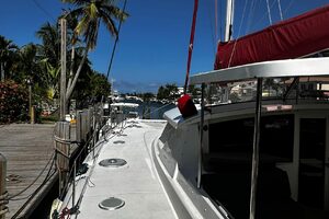 60ft Fountaine Pajot Yacht For Sale