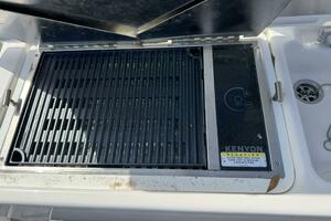 24ft Cutwater Yacht For Sale