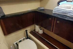 Master Head Toilet