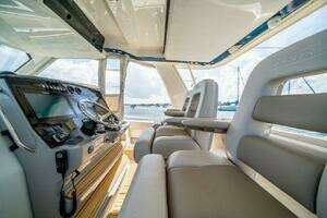 2017 Boston Whaler 42 Outrage thumbnail 35