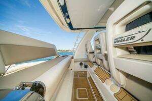 2017 Boston Whaler 42 Outrage thumbnail 18