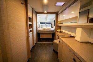 2020 Fountaine Pajot thumbnail 65