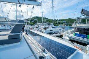 2020 Fountaine Pajot thumbnail 21