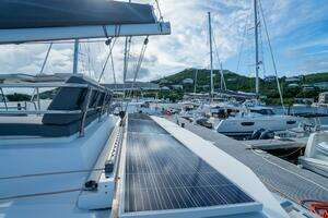 2020 Fountaine Pajot thumbnail 22