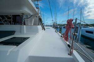 2020 Fountaine Pajot thumbnail 28