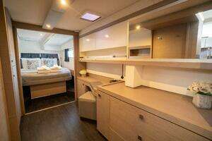 2020 Fountaine Pajot thumbnail 66