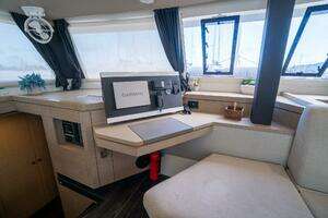 2020 Fountaine Pajot thumbnail 47