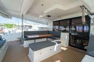 2020 Fountaine Pajot thumbnail 31