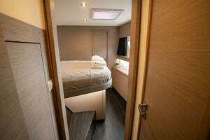 2020 Fountaine Pajot thumbnail 59