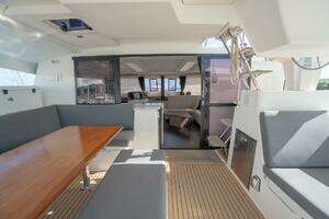 2020 Fountaine Pajot thumbnail 36