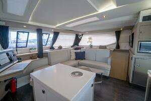 2020 Fountaine Pajot thumbnail 45