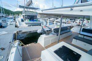 2020 Fountaine Pajot thumbnail 29
