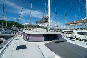 2020 Fountaine Pajot thumbnail 10