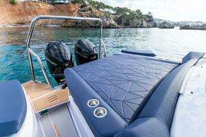 Cross Cabin 29ft Axopar Yacht For Sale