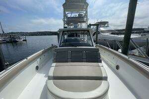 2017 Boston Whaler Outrage thumbnail 19
