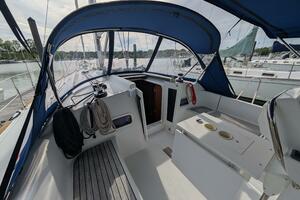 Knot A Clew 37ft Beneteau Yacht For Sale Knot A Clew 37ft Beneteau Yacht For Sale