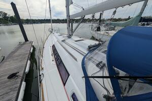 Knot A Clew 37ft Beneteau Yacht For Sale Knot A Clew 37ft Beneteau Yacht For Sale