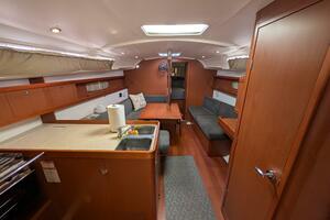 Knot A Clew 37ft Beneteau Yacht For Sale Knot A Clew 37ft Beneteau Yacht For Sale