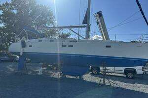2001 Beneteau 411 thumbnail 42
