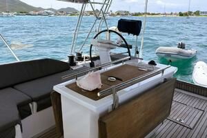 07 02 Cockpit IMG 1718_beneteau_461_2020
