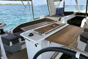 2020 Beneteau Oceanis 46.1 thumbnail 9