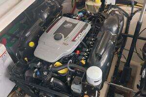 2011 Monterey 340 Sport Yacht thumbnail 21