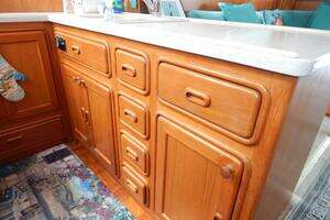 1996 Egg Harbor by Cayman thumbnail 12