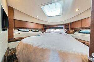 2016 Sea Ray 510 Sundancer thumbnail 29
