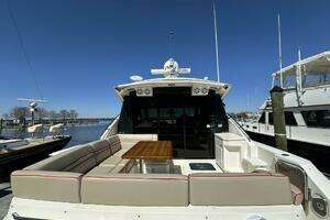 2016 Sea Ray 510 Sundancer thumbnail 7